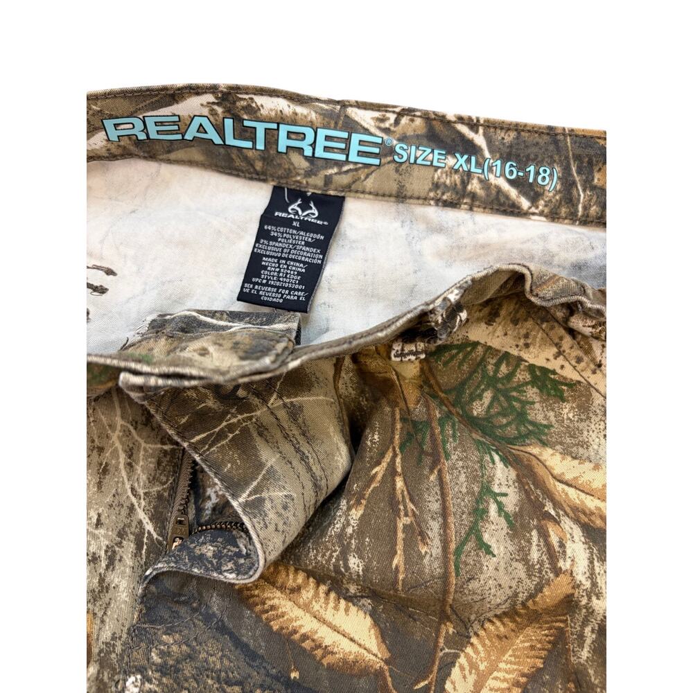Realtree Edge Women's Cargo Hunting Pants Camo XL 16-18 - Picture 3 of 10